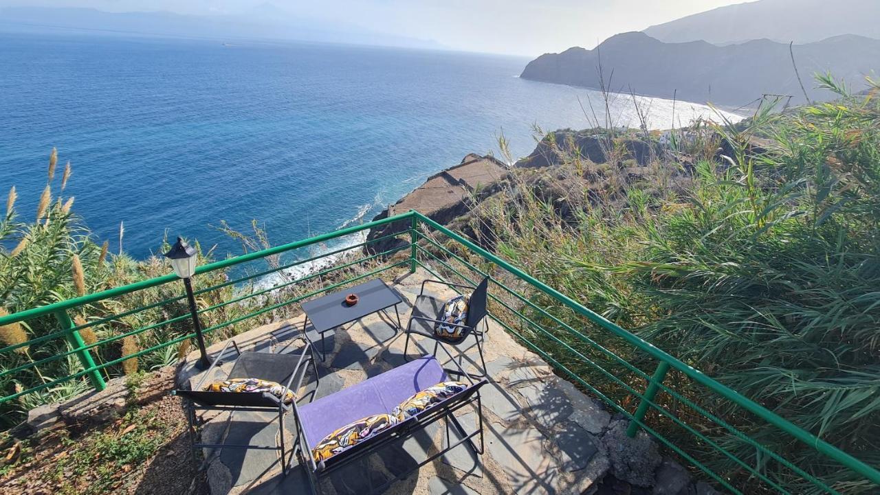 Holiday home Cerrajones: Spectacular Views From The Cliff Agulo