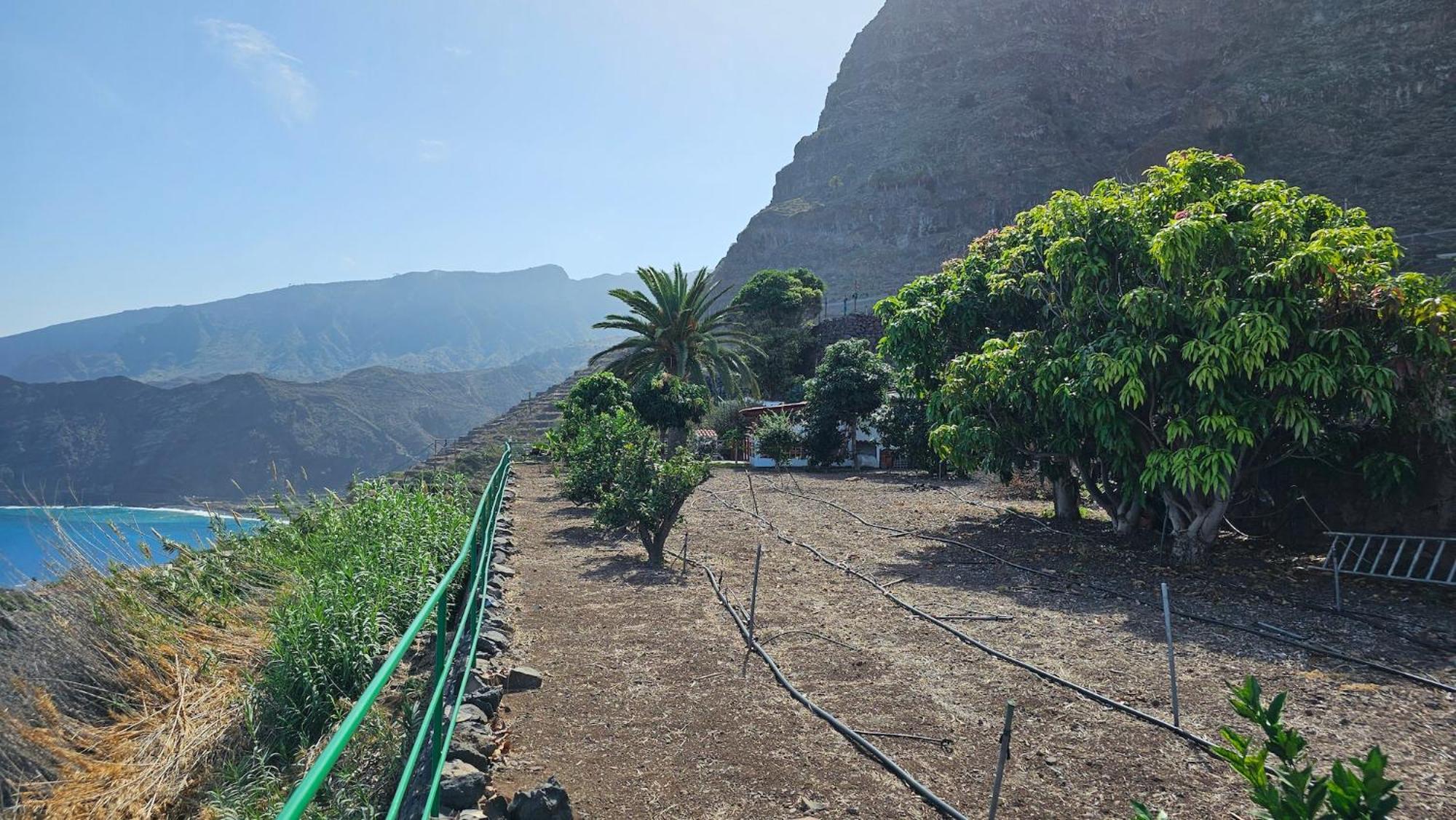 Cerrajones: Spectacular Views From The Cliff * Agulo